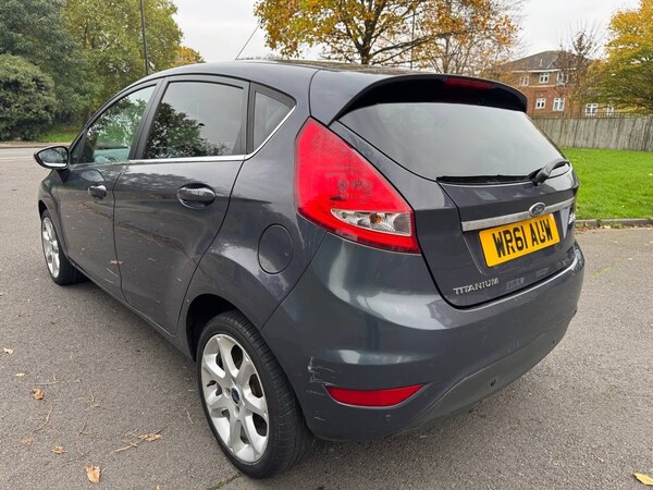 Used Ford Fiesta 2011 for sale - 74912061: Photo 3