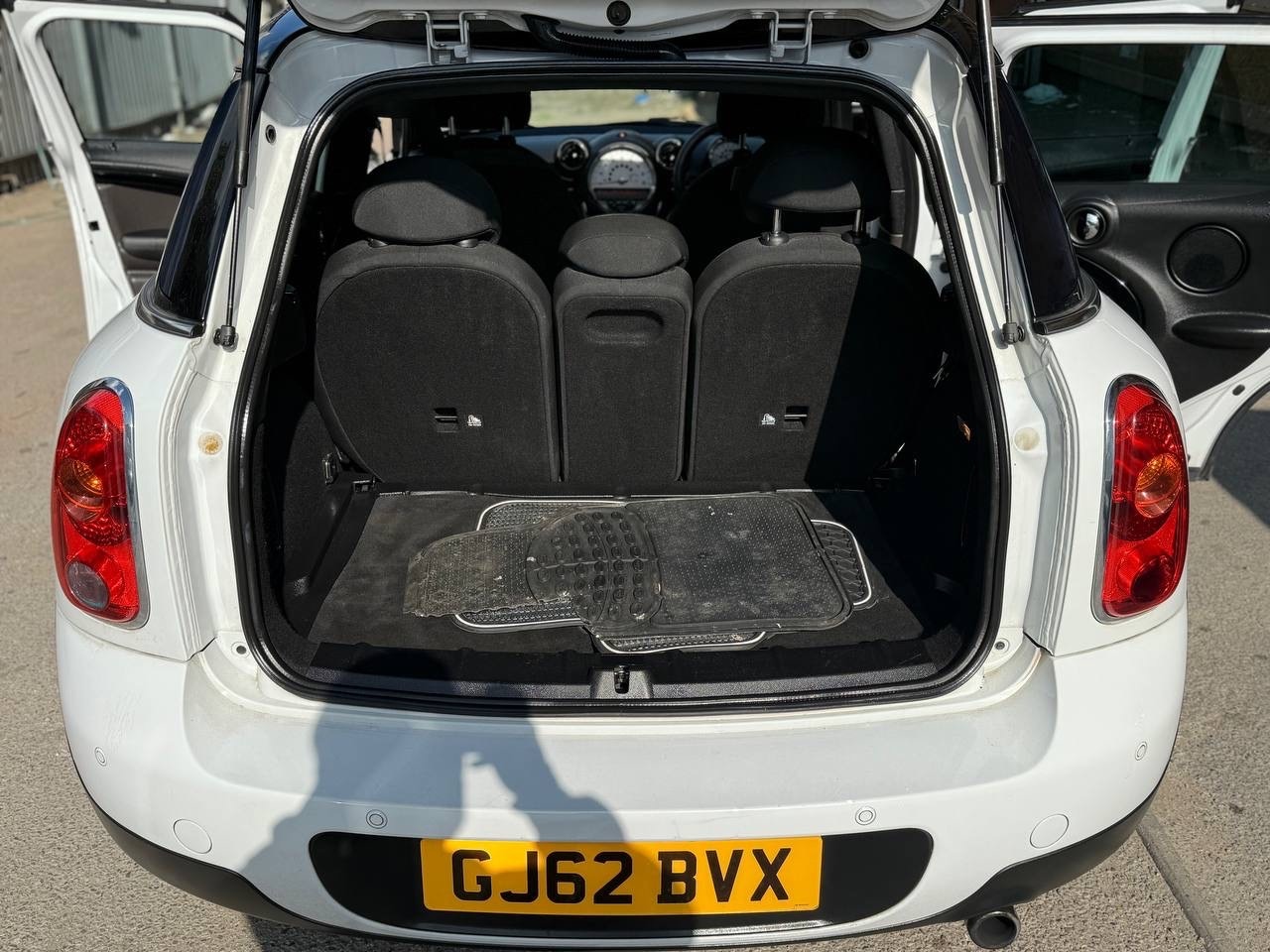 Vehicle 19