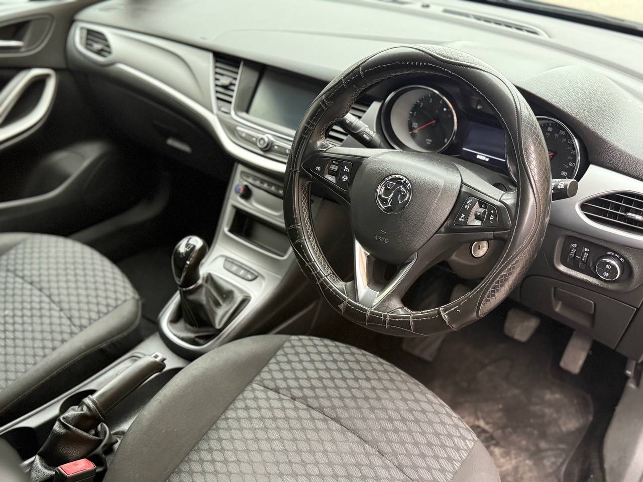 Used Vauxhall Astra 2019 for sale - 76089841: Photo 7