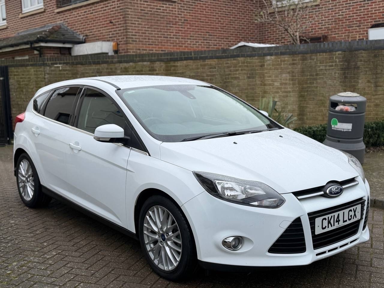 Used Ford Focus for sale - 77708421: Photo 2