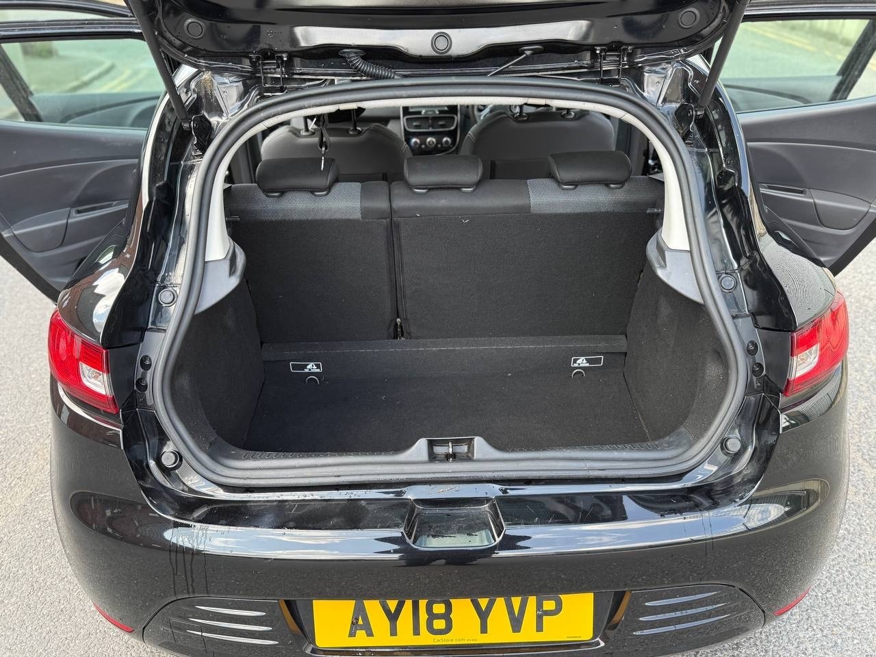 Used Renault Clio for sale - 77789165: Photo 11