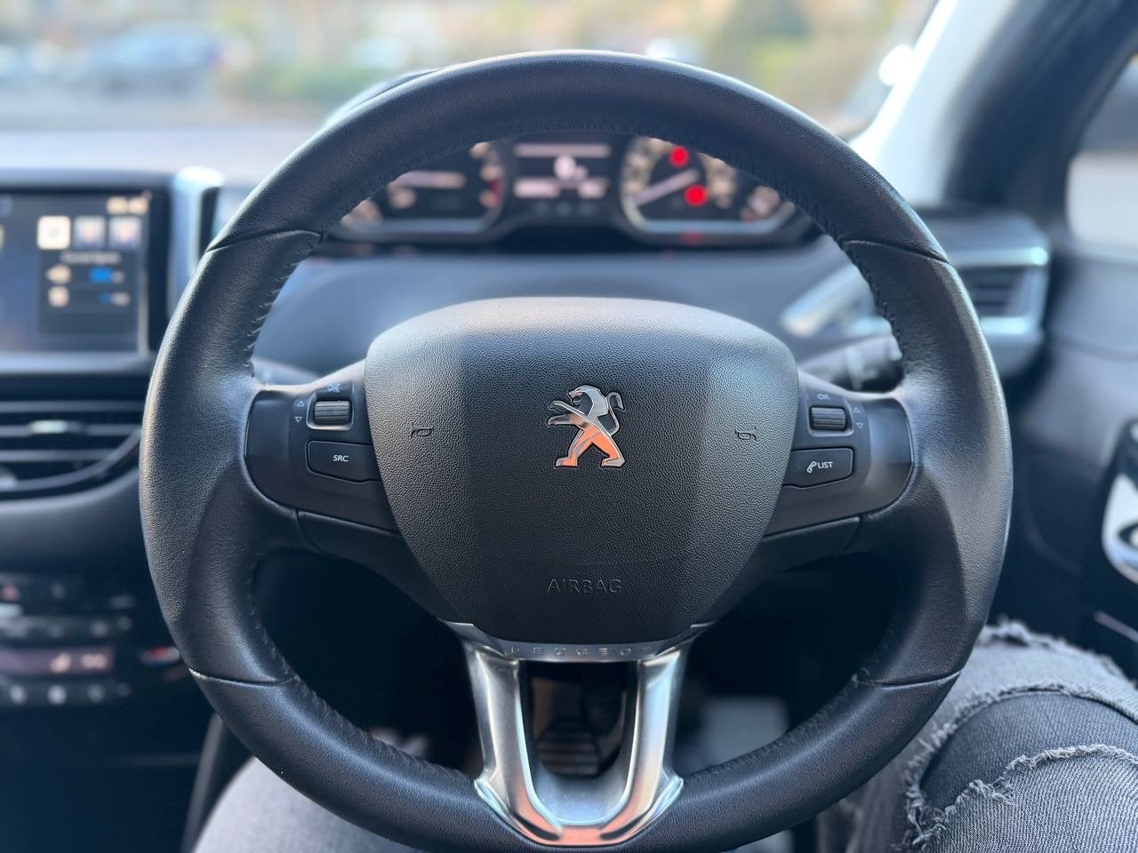 Used Peugeot 208 2015 for sale - 78055783: Photo 6