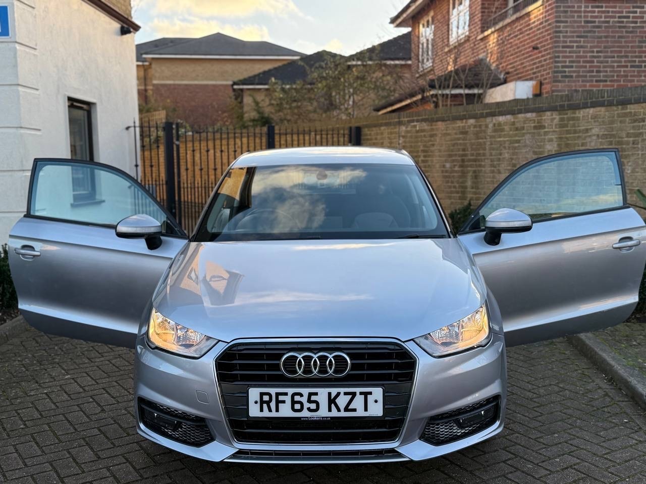 Used Audi A1 for sale - 76924663: Photo 5