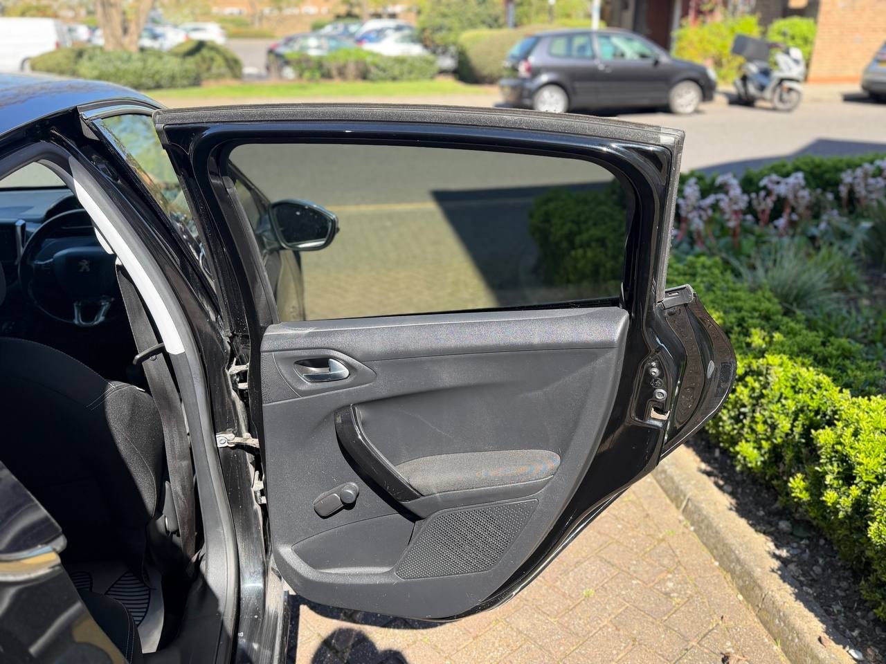 Used Peugeot 208 2017 for sale - 78151027: Photo 16