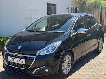 Used Peugeot 208 2017 for sale - 78151027: Photo