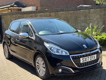 Used Peugeot 208 2017 for sale - 78151027: Photo