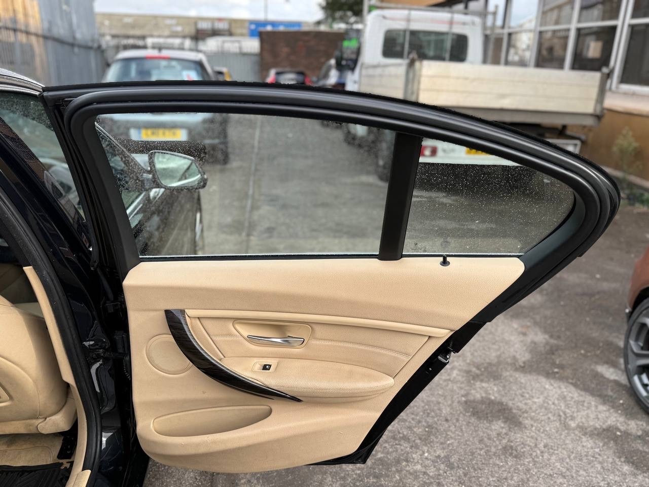 Used BMW 3 Series 2012 for sale - 76369008: Photo 16