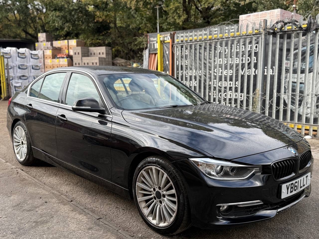 Used BMW 3 Series 2012 for sale - 76369008: Photo 2
