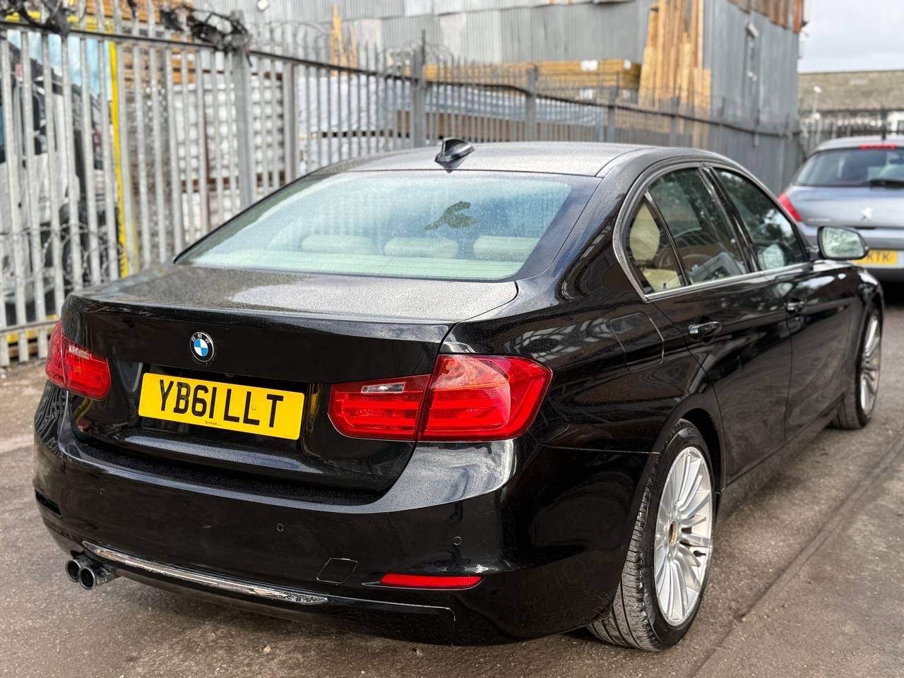 Used BMW 3 Series 2012 for sale - 76369008: Photo 3