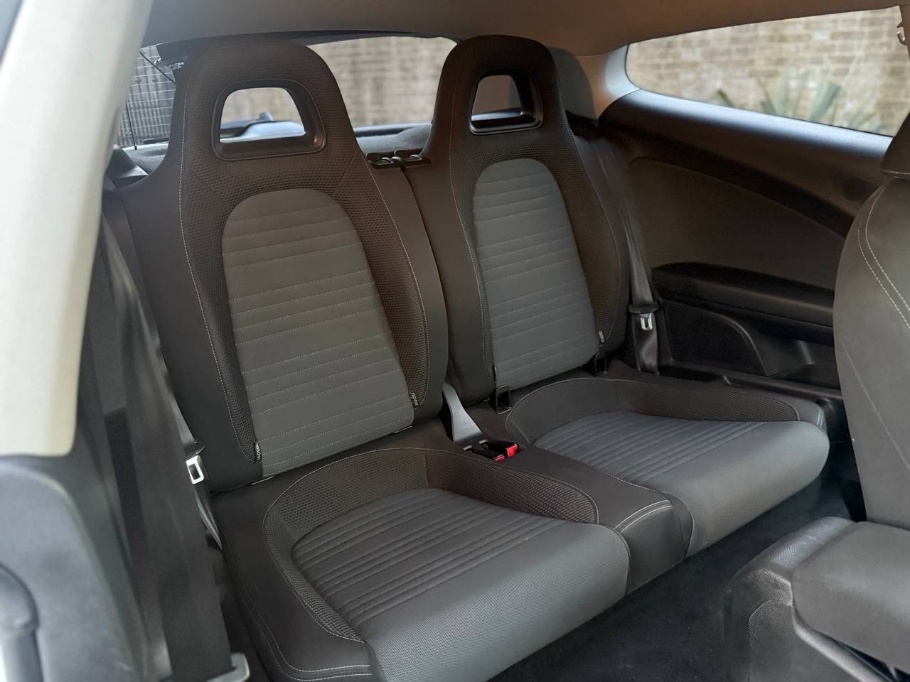 Used Volkswagen Scirocco for sale - 77012957: Photo 11