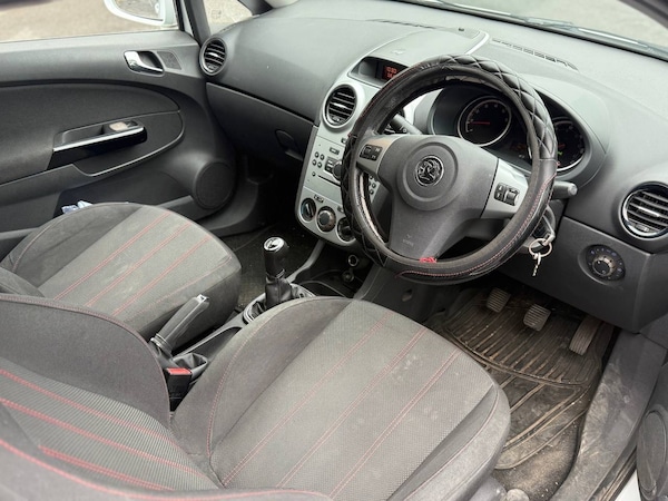 Used Vauxhall Corsa for sale - 76173482: Photo 6