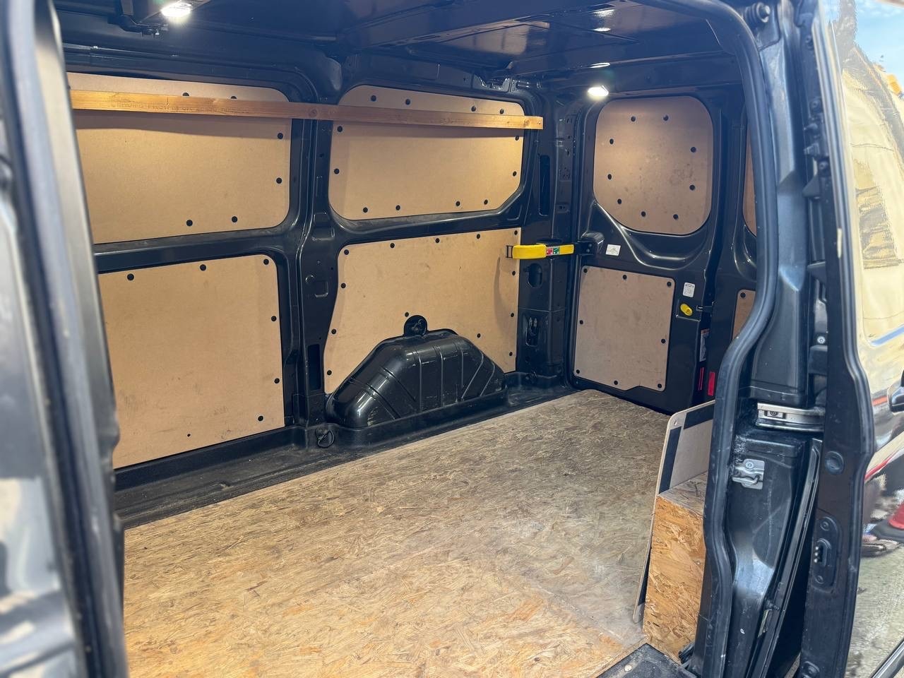 Used Ford Transit Custom 2018 for sale - 75116832: Photo 17