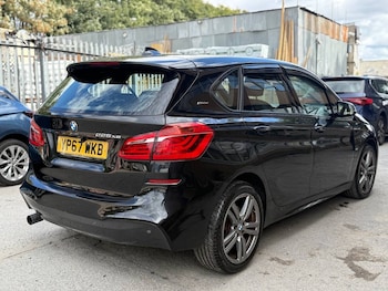 Used BMW 2 Series 2018 for sale - 75984007: Photo