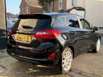 Used Ford Fiesta 2018 for sale - 74969097: Photo