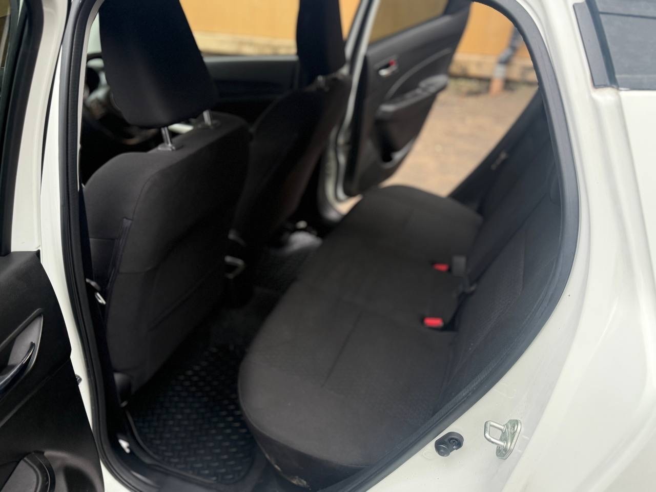 Used Suzuki Swift 2019 for sale - 76770218: Photo 10