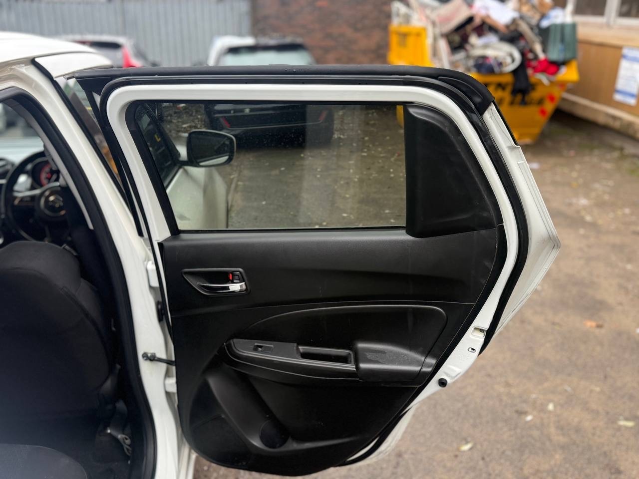 Used Suzuki Swift 2019 for sale - 76770218: Photo 14