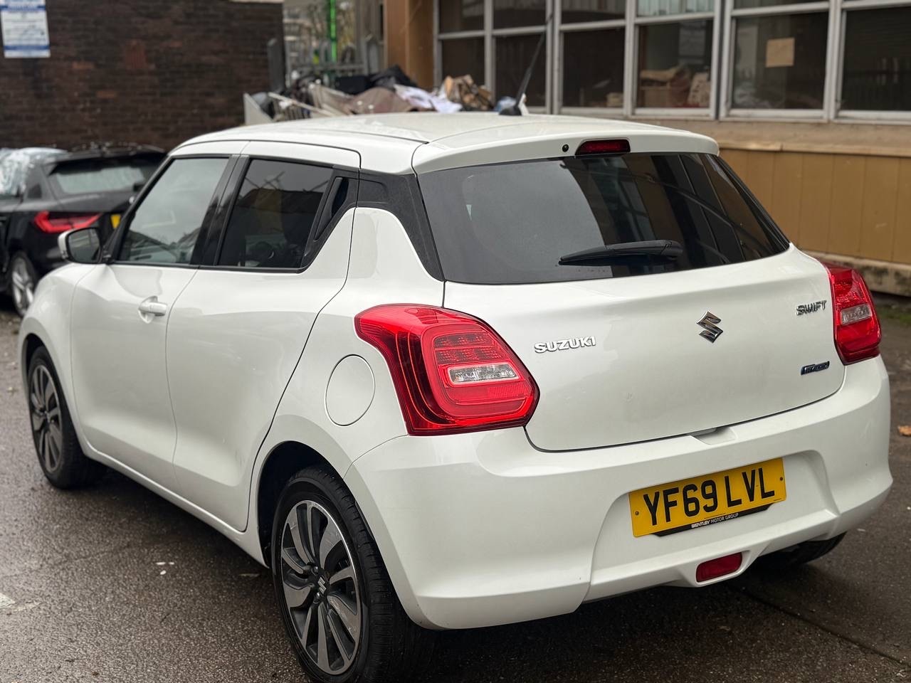 Used Suzuki Swift 2019 for sale - 76770218: Photo 4