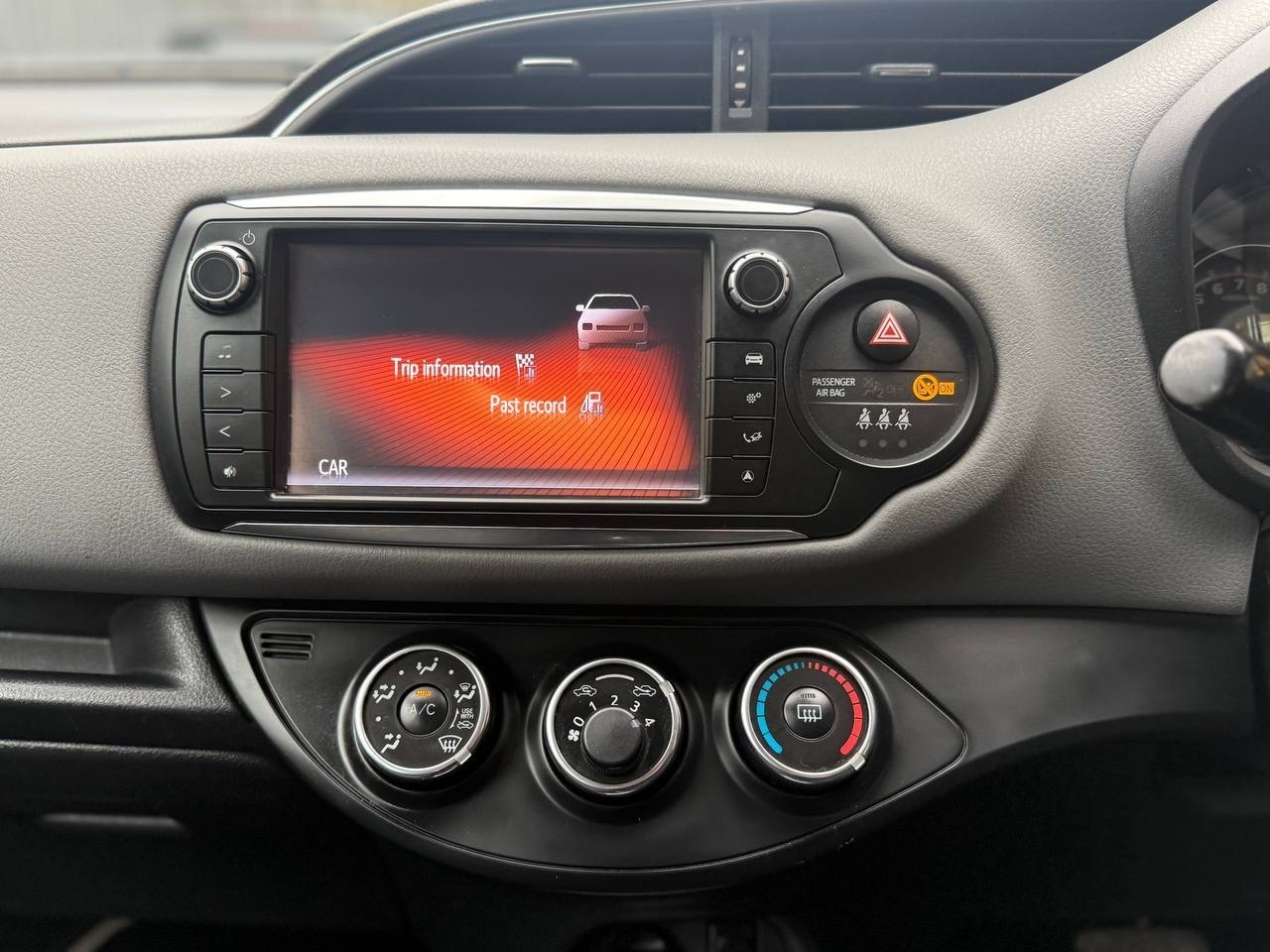 Used Toyota Yaris 2015 for sale - 76799630: Photo 12