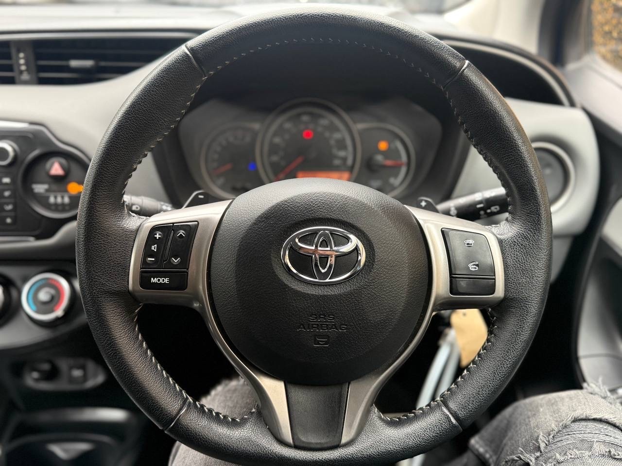 Used Toyota Yaris 2015 for sale - 76799630: Photo 6