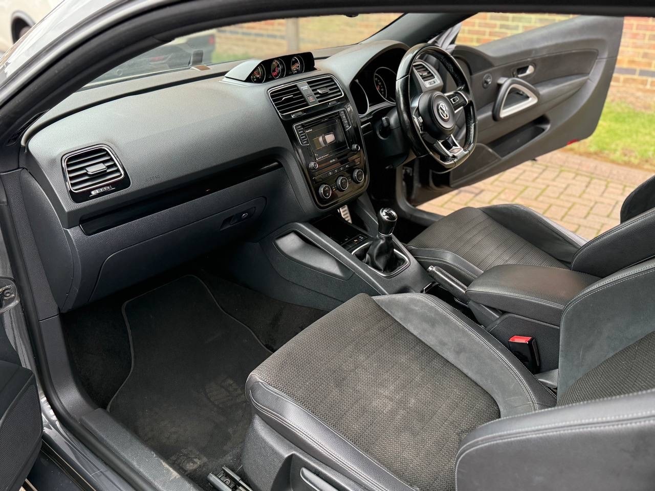 Used Volkswagen Scirocco 2016 for sale - 77164785: Photo 10