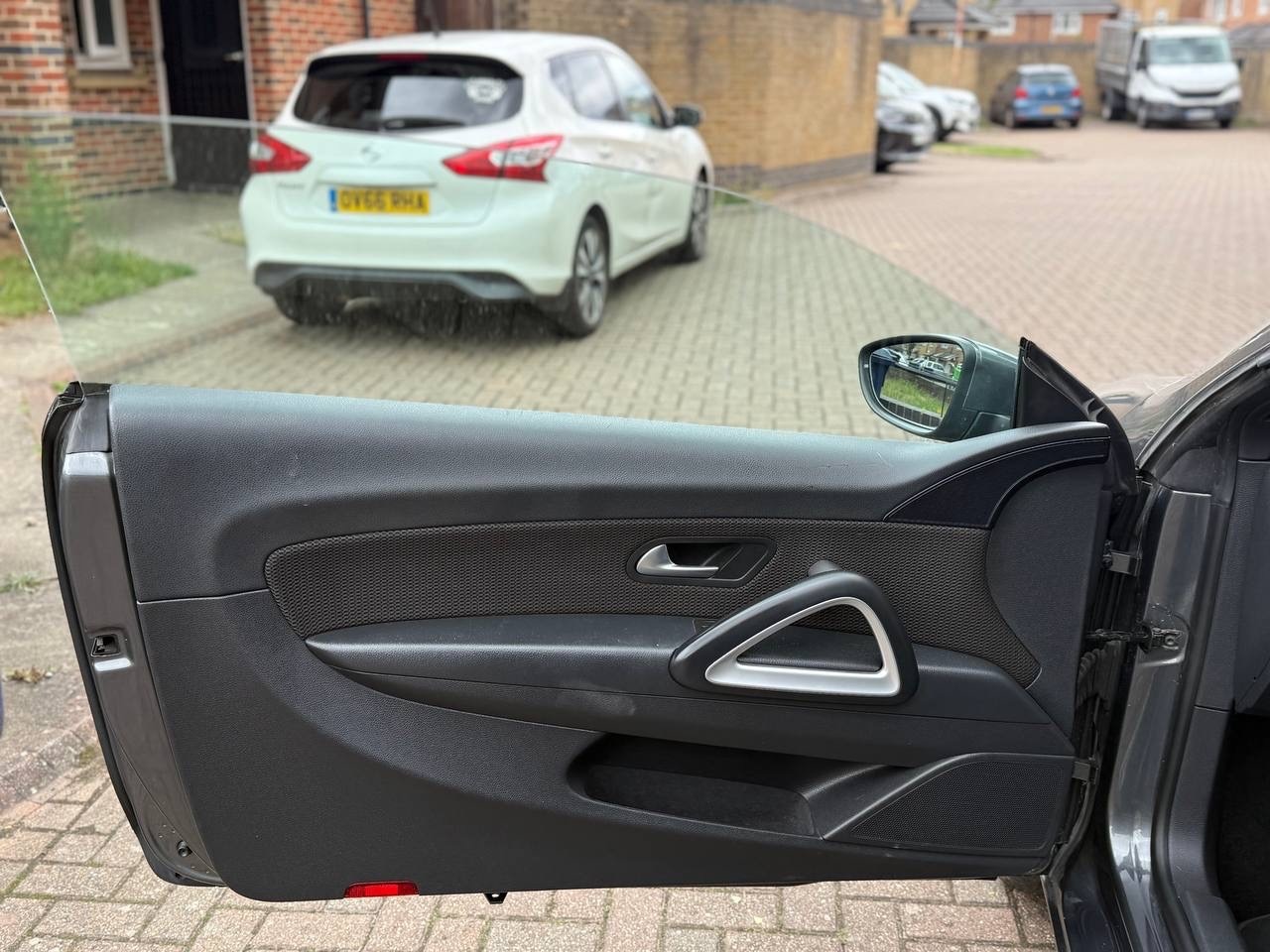 Used Volkswagen Scirocco 2016 for sale - 77164785: Photo 16