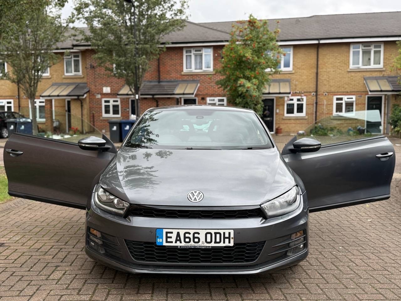 Used Volkswagen Scirocco 2016 for sale - 77164785: Photo 5