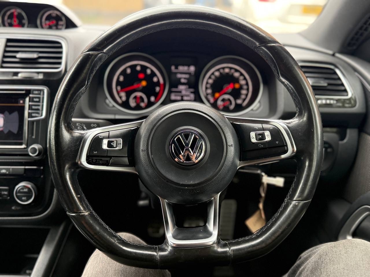 Used Volkswagen Scirocco 2016 for sale - 77164785: Photo 7