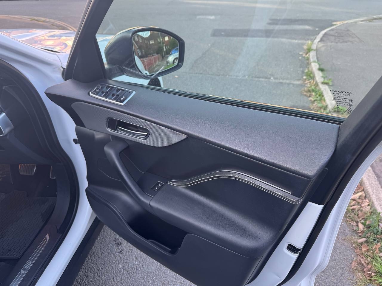 Used Jaguar F-Pace 2016 for sale - 77822725: Photo 10