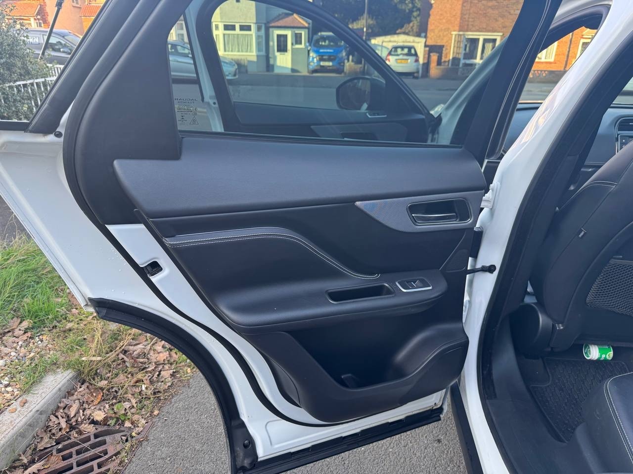 Used Jaguar F-Pace 2016 for sale - 77822725: Photo 12