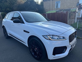 Used Jaguar F-Pace 2016 for sale - 77822725: Photo