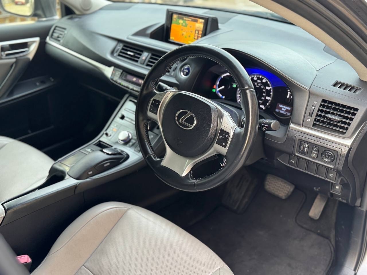 Used Lexus CT 2012 for sale - 77832811: Photo 7