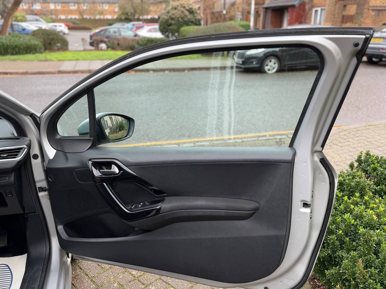 Used Peugeot 208 for sale - 77168031: Photo 15