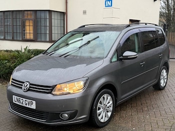 Used Volkswagen Touran 2024 for sale - 77201574: Photo