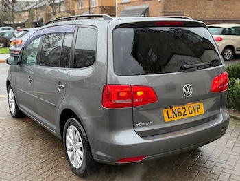 Used Volkswagen Touran 2024 for sale - 77201574: Photo
