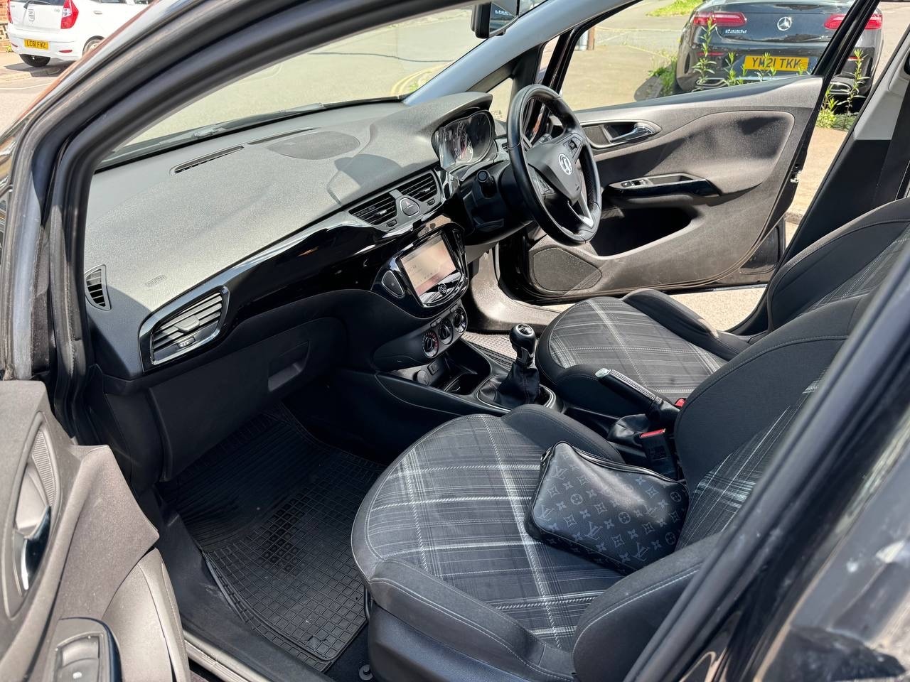 Used Vauxhall Corsa 2015 for sale - 77832799: Photo 9