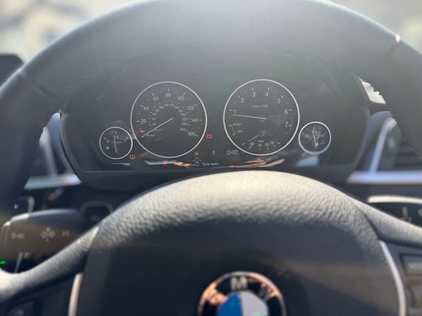 Used BMW 3 Series 2016 for sale - 74802843: Photo 15