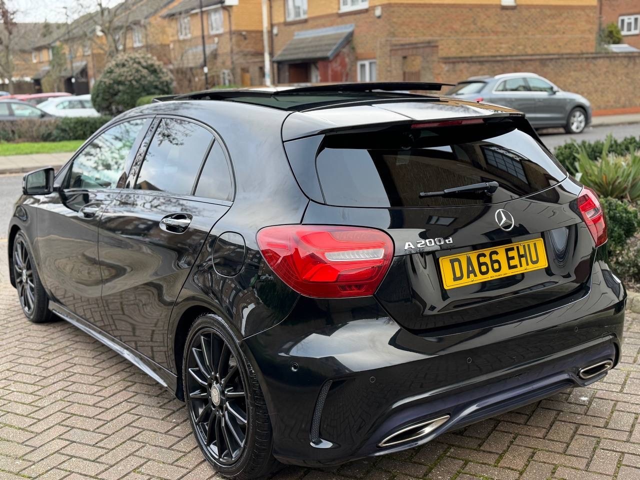 Used Mercedes-Benz A-Class 2017 for sale - 77161217: Photo 4