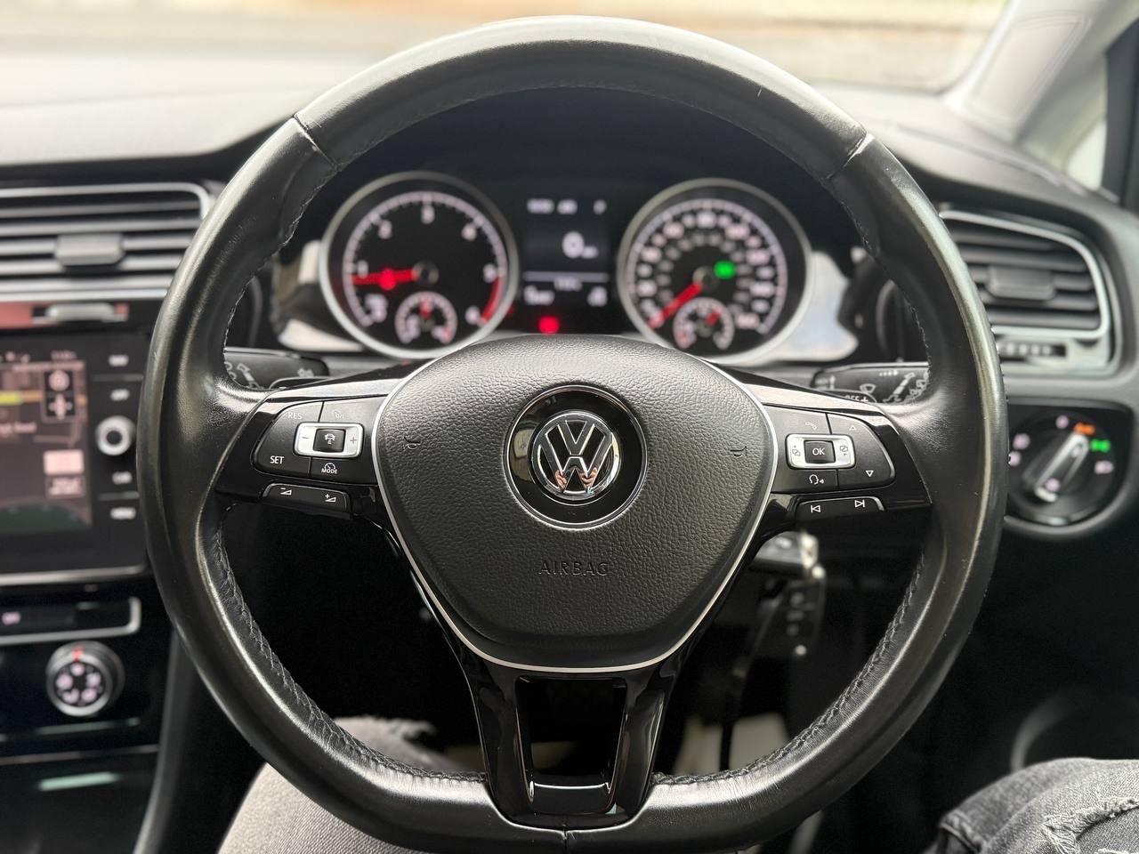 Used Volkswagen Golf for sale - 76987079: Photo 7