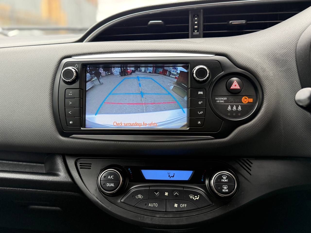 Used Toyota Yaris for sale - 76726157: Photo 13