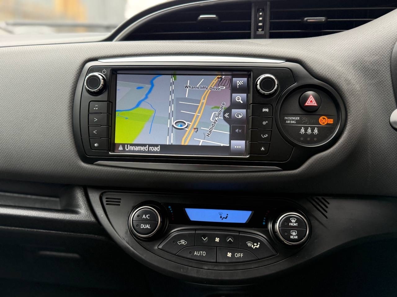 Used Toyota Yaris for sale - 76726157: Photo 14