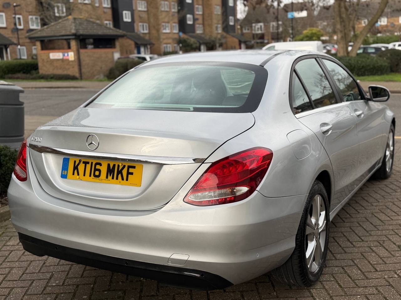 Used Mercedes-Benz C Class 2016 for sale - 77572950: Photo 3