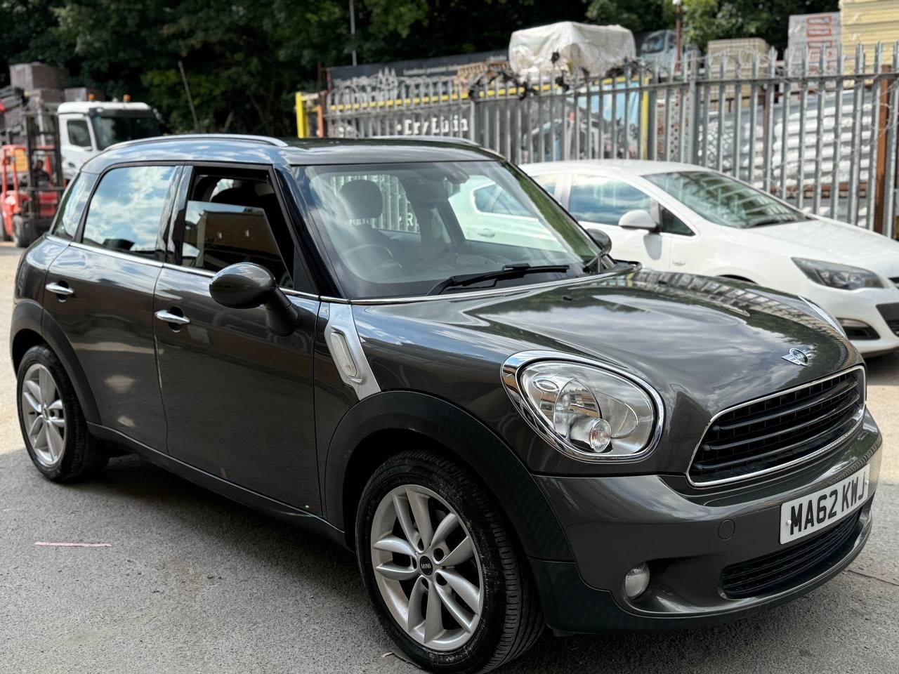 Used MINI Countryman 2013 for sale - 77083687: Photo 2