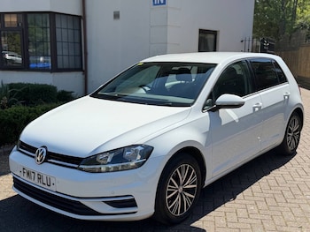 Used Volkswagen Golf 2017 for sale - 78386112: Photo
