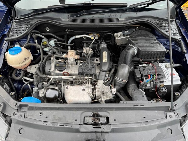 Used Volkswagen Polo 2011 for sale - 75116622: Photo 14