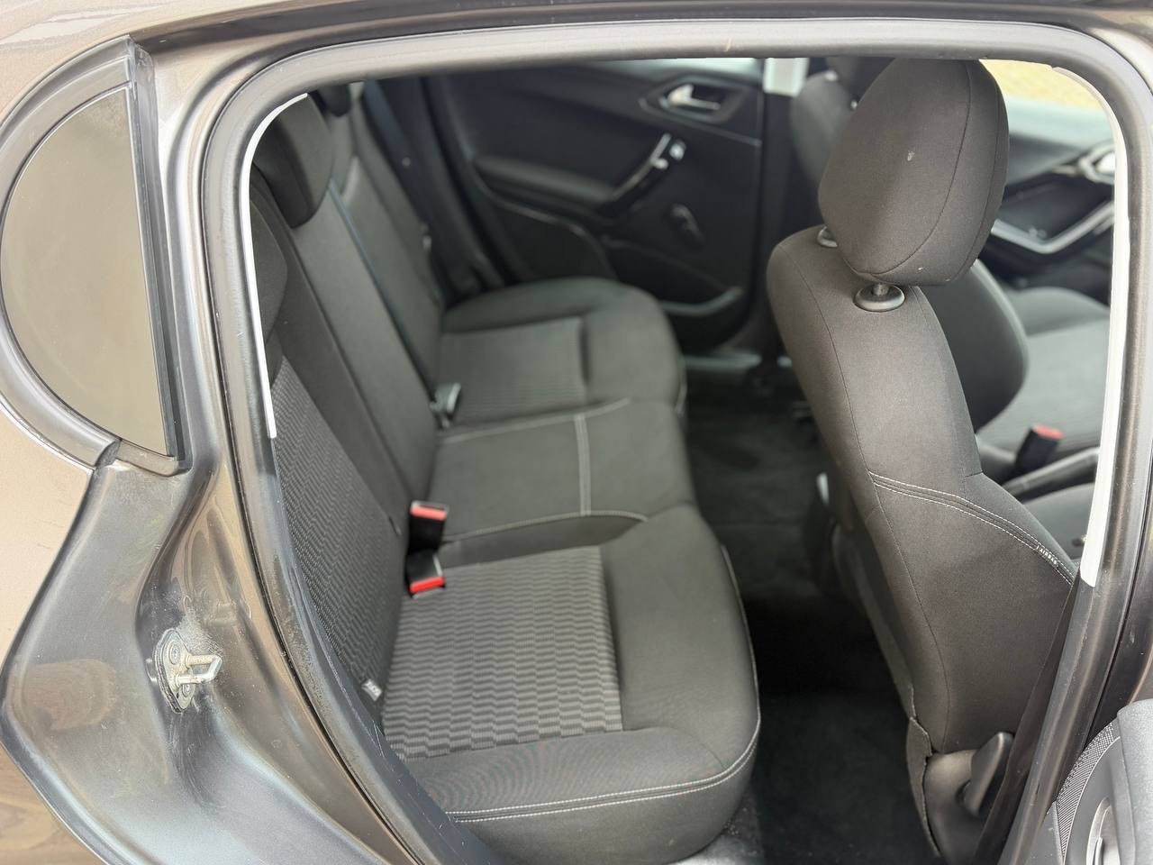 Used Peugeot 208 2017 for sale - 78109906: Photo 12