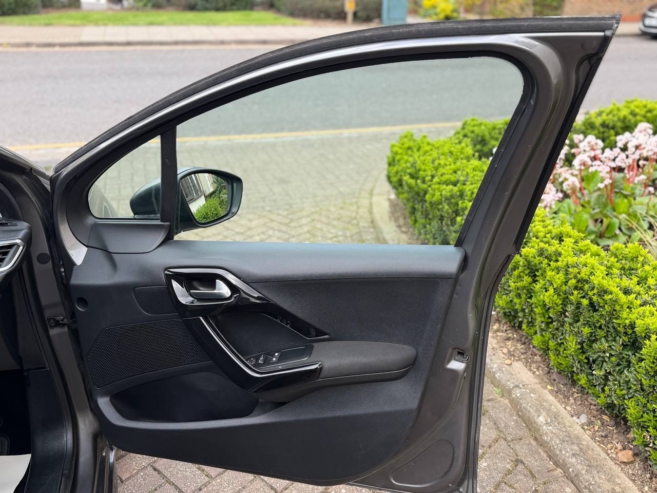 Used Peugeot 208 2017 for sale - 78109906: Photo 15