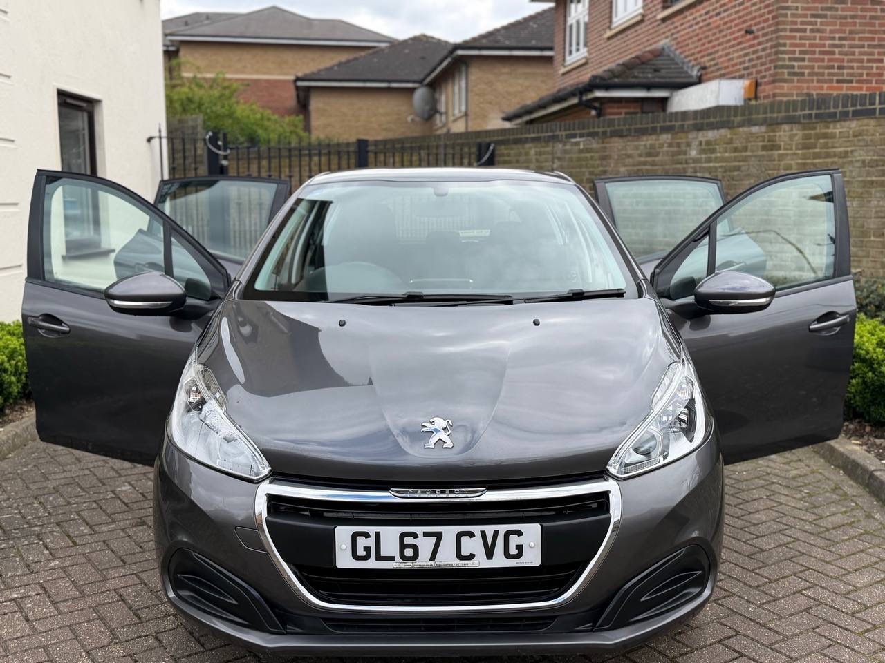 Used Peugeot 208 2017 for sale - 78109906: Photo 5