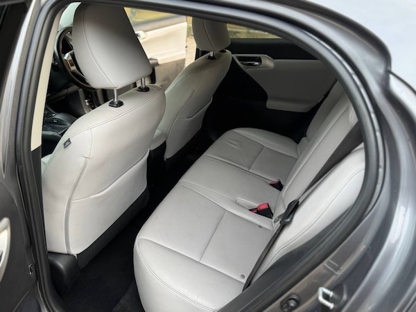 Used Lexus CT 2012 for sale - 76225434: Photo 11