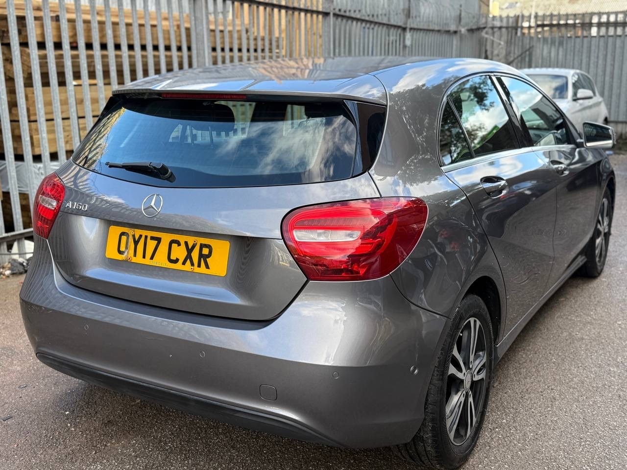 Used Mercedes-Benz A-Class 2017 for sale - 76444674: Photo 3