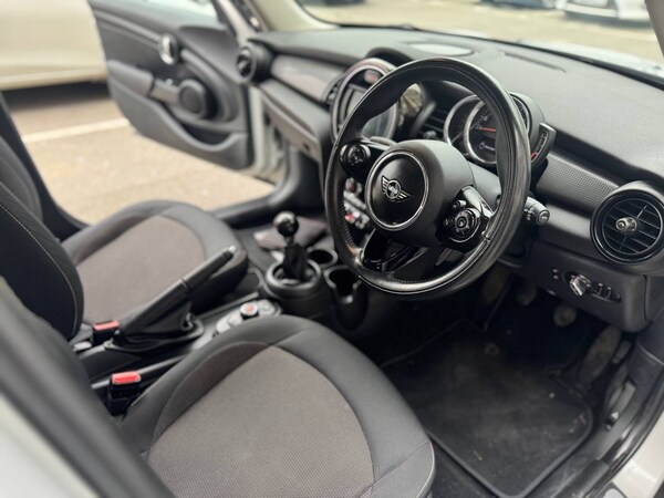 Used MINI Hatch 2018 for sale - 75116625: Photo 8